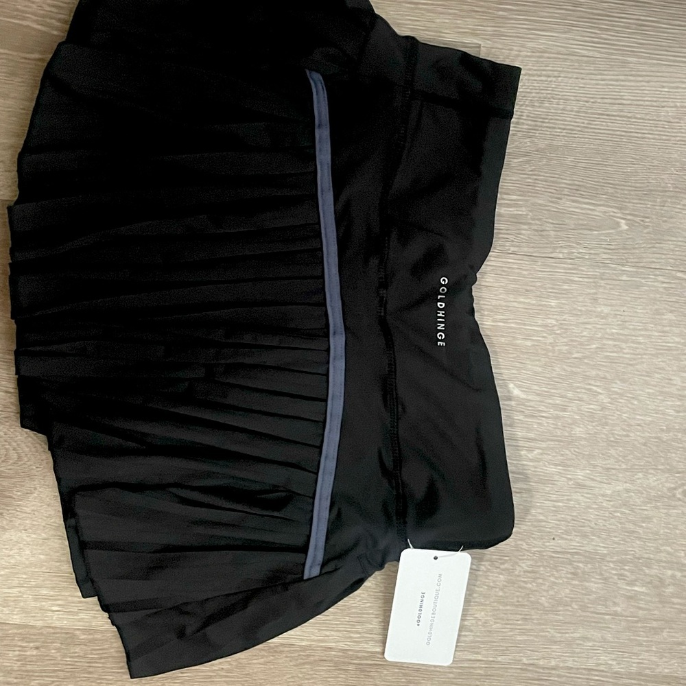 Brand NEW Gold Hinge Black Skirt (tags attached) SIZE XL